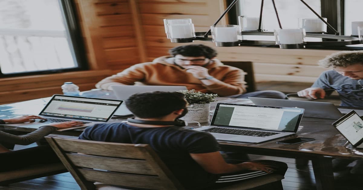 5 Advanced LinkedIn Strategies for Your Job Search (2025 Guide)